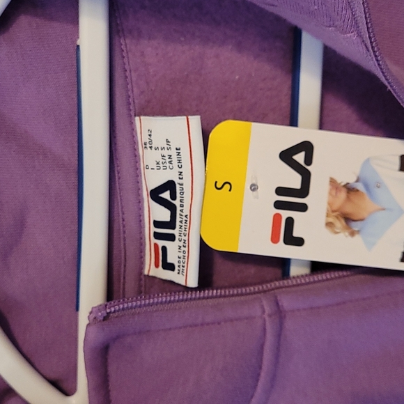 Fila Sweatshirt - Picture 6 of 7